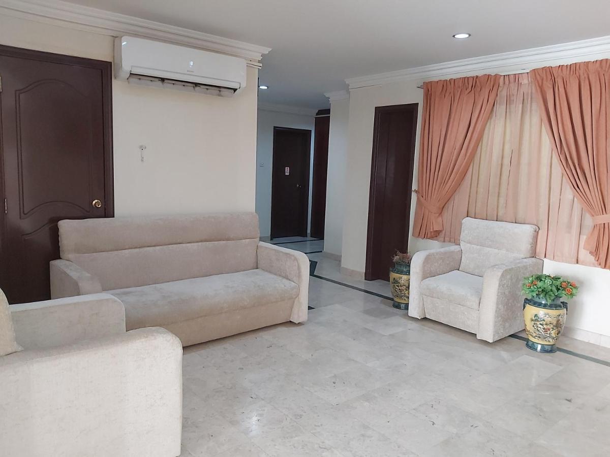 Dar Al Deyafa Hotel Apartment Маскат Экстерьер фото