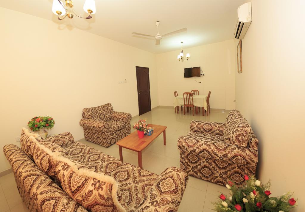 Dar Al Deyafa Hotel Apartment Маскат Экстерьер фото